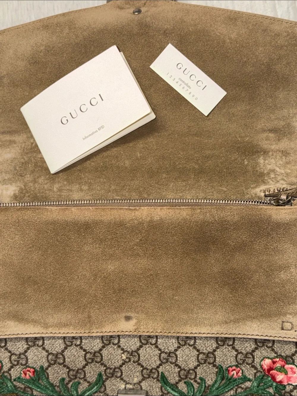 Gucci Beige GG Supreme Embroidered Dionysus Shoulder Bag with Pineapple Detail